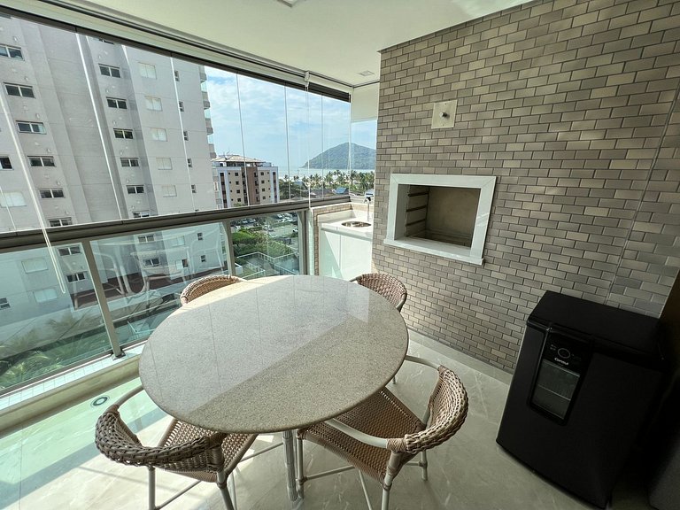 Home48 Apto pé na areia/ Piscina Aquecida Bertioga