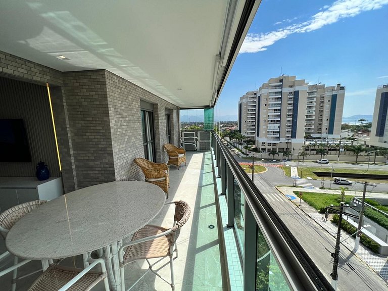 Home48 Apto pé na areia/ Piscina Aquecida Bertioga