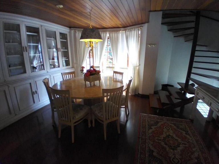 Home 11| Casa com lareira em Campos do Jordão