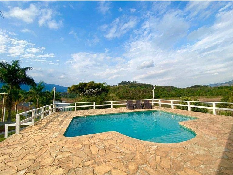 Home 2 | Casa com piscina e vista represa em Joanópolis