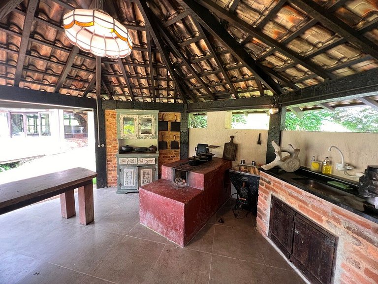 Home 20 | Casa c/lareira, ofurô e jardim em Campos do Jordão