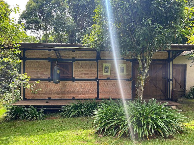 Home 20 | Casa c/lareira, ofurô e jardim em Campos do Jordão