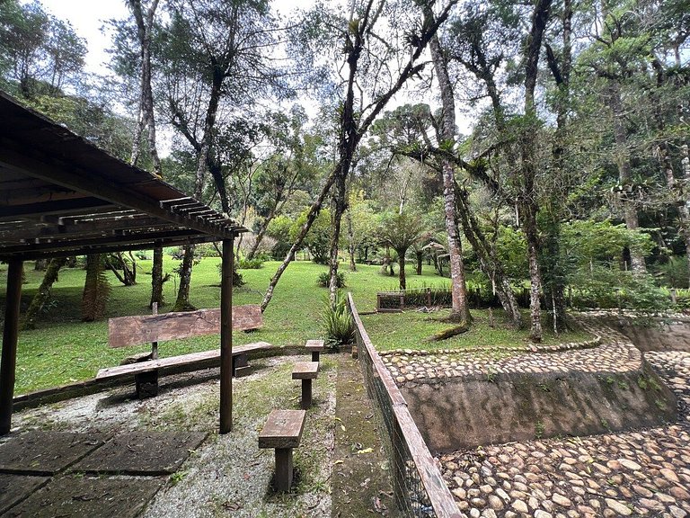 Home 20 | Casa c/lareira, ofurô e jardim em Campos do Jordão