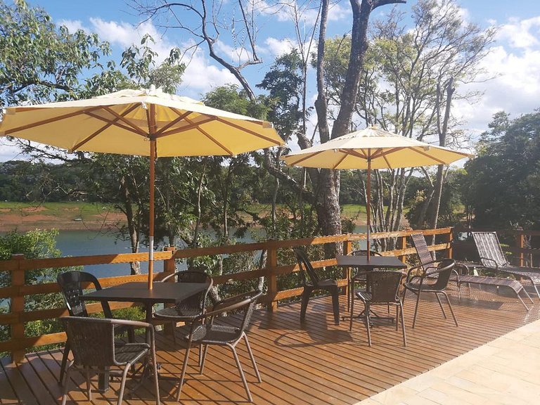 Home 1 | Casa com Piscina Aquecida e vista para represa em J