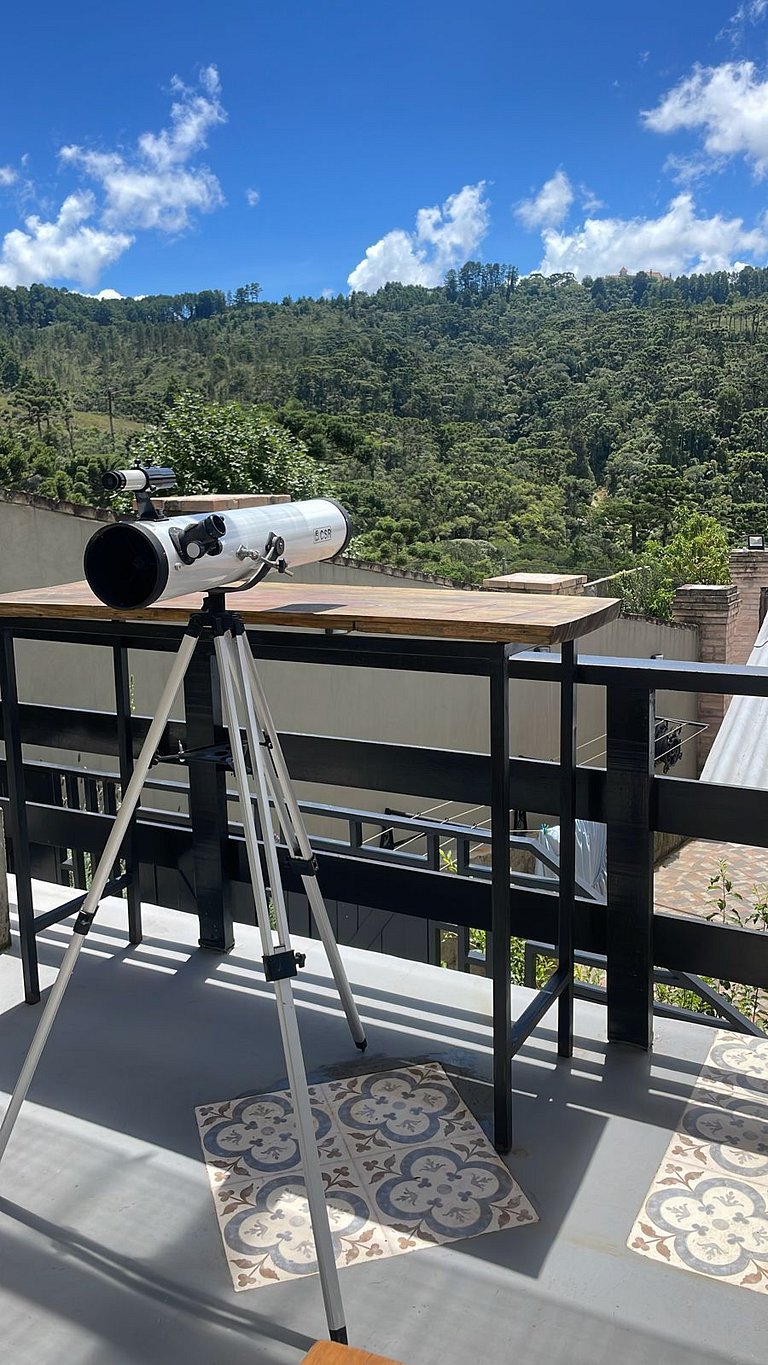 Home 25 | Cabana com Jacuzzi e banheira em Campos do Jordão