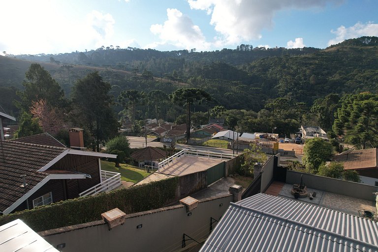 Home 24 | Casa grande com lareira em Campos de Jordão