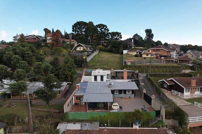 Home 24 | Casa grande com lareira em Campos de Jordão