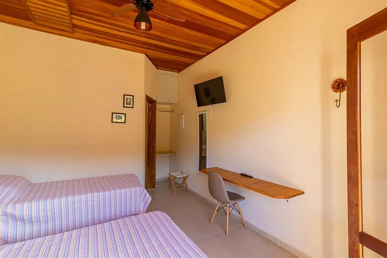 Home 3 | Casa com jacuzzi e piscina em Guararema