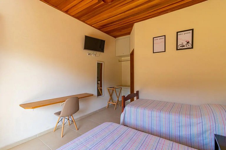 Home 3 | Casa com jacuzzi e piscina em Guararema