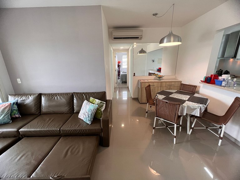 Home 12| Ap piscina aquecida pé na areia Bertioga