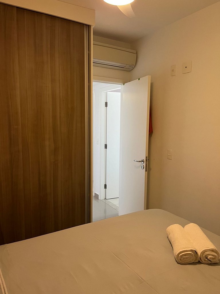 Home 12| Ap piscina aquecida pé na areia Bertioga