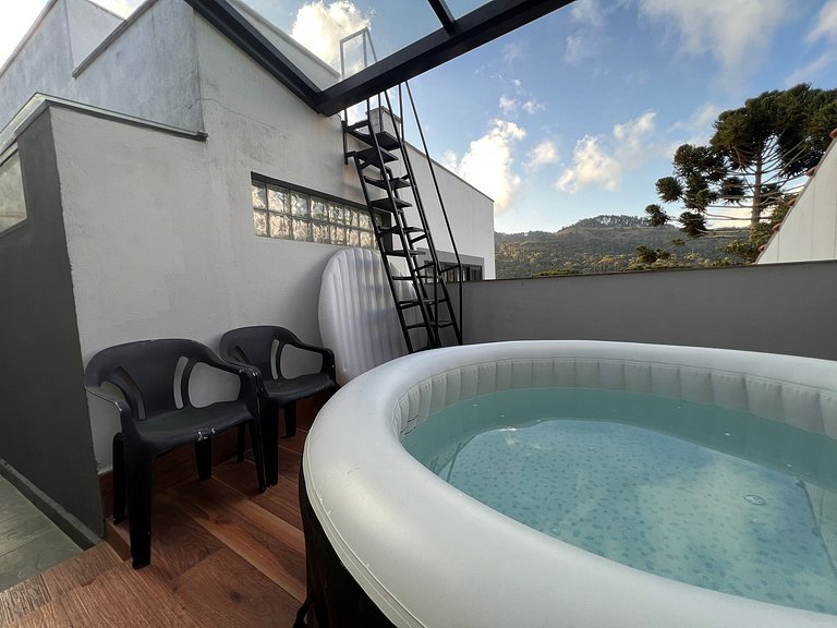 Home 25 | Cabana com Jacuzzi e banheira em Campos do Jordão