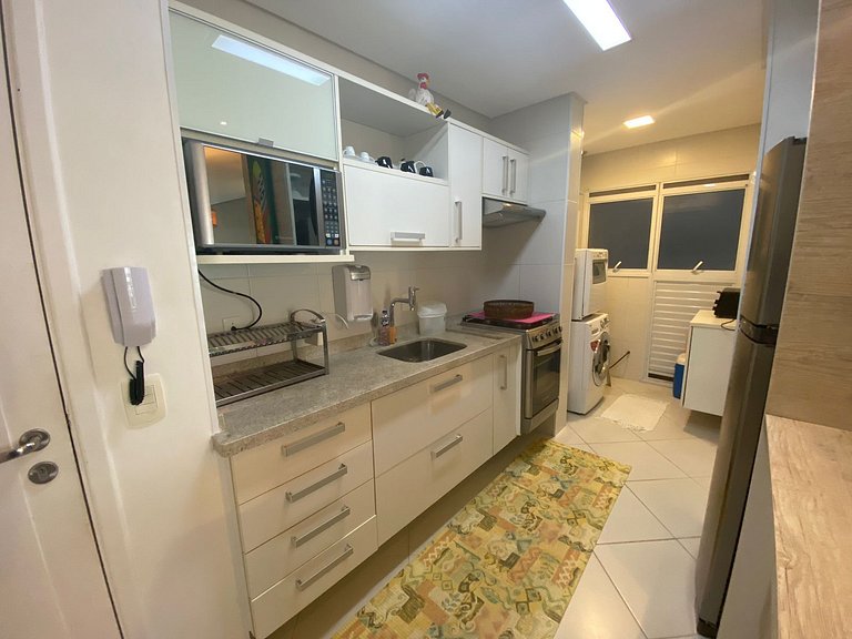 Home 227I Ap em Riviera com piscina Wifi e Jacuzzi
