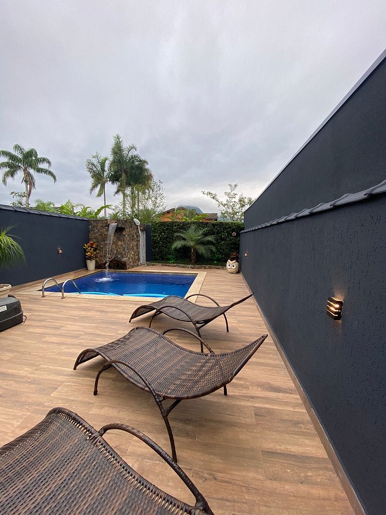 Casa para 8 pessoas com piscina e A/C H174ber