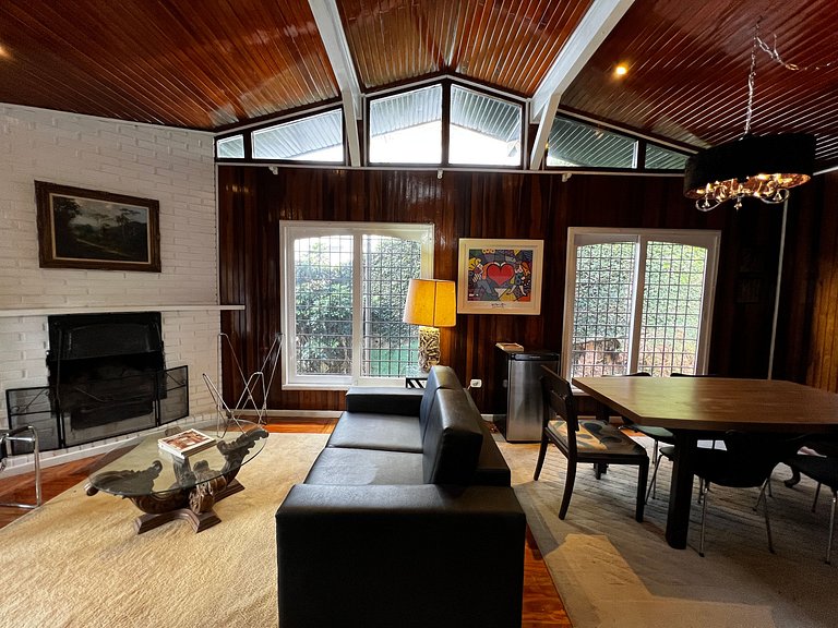 Cabana em Campos do Jordão 8 pessoas com suíte Home 26