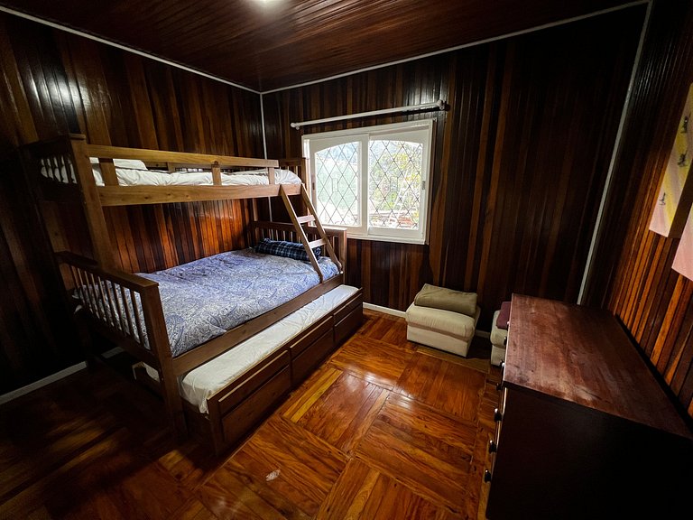 Cabana C do Jordão 8 pessoas com suíte Home 26