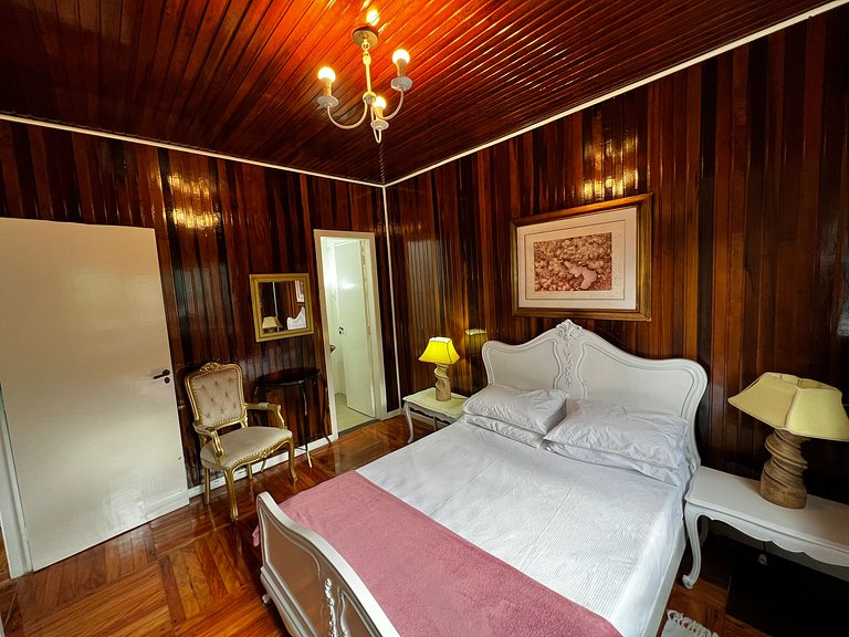 Cabana em Campos do Jordão 8 pessoas com suíte Home 26