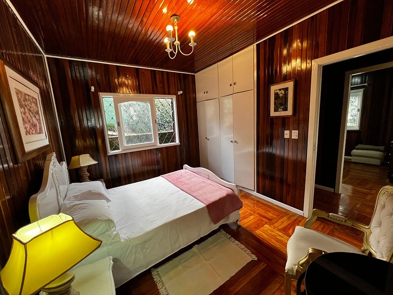 Cabana em Campos do Jordão 8 pessoas com suíte Home 26