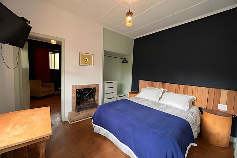 Casa com  jacuzzi e lareira interna  HM17