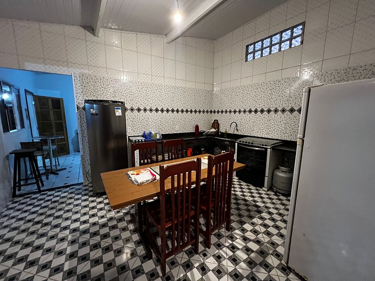 Casa para 11 pessoas c/ piscina em Ubatuba H2