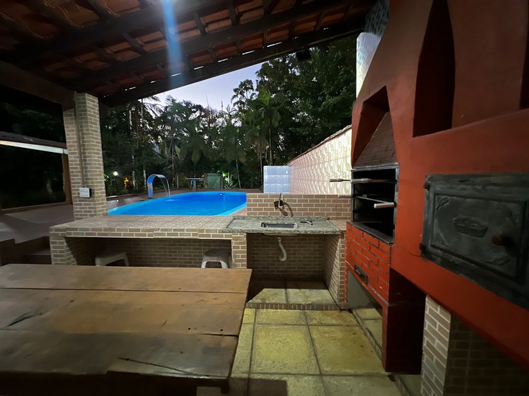 Casa para 11 pessoas c/ piscina em Ubatuba H2