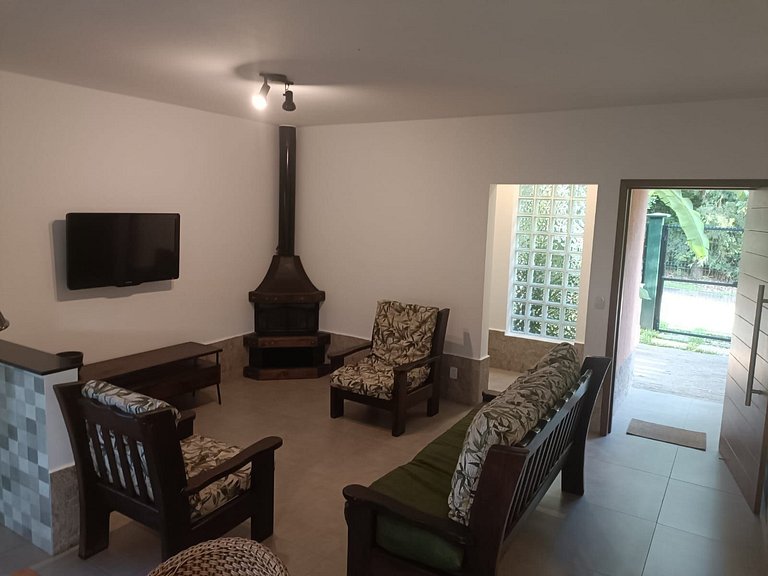 Casa com jacuzzi e sauna em Mairiporã SP H4