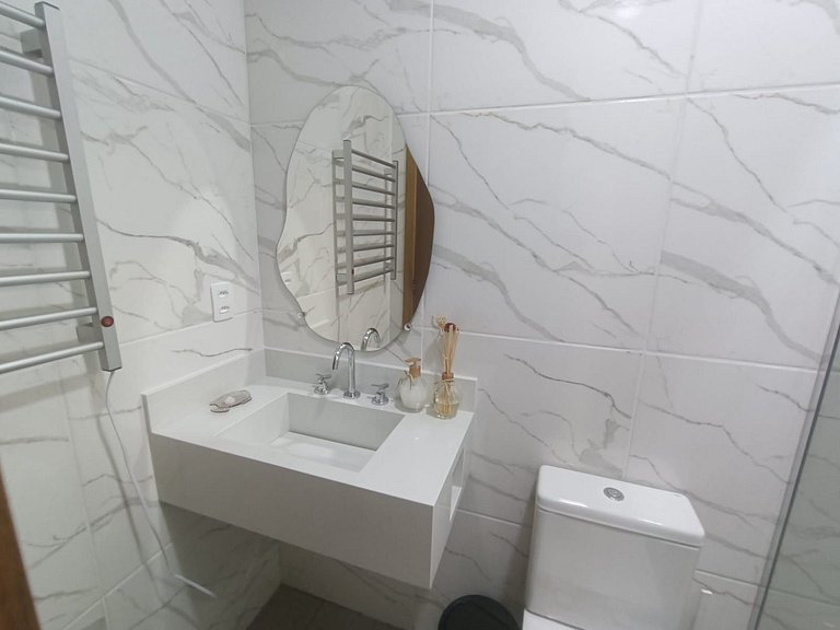 Casa com jacuzzi e sauna em Mairiporã SP H4