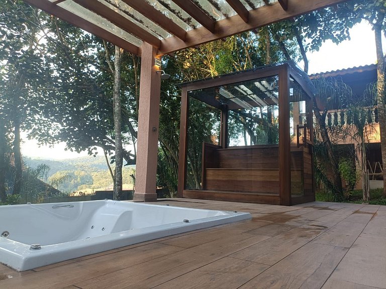 Casa com jacuzzi e sauna em Mairiporã SP H4
