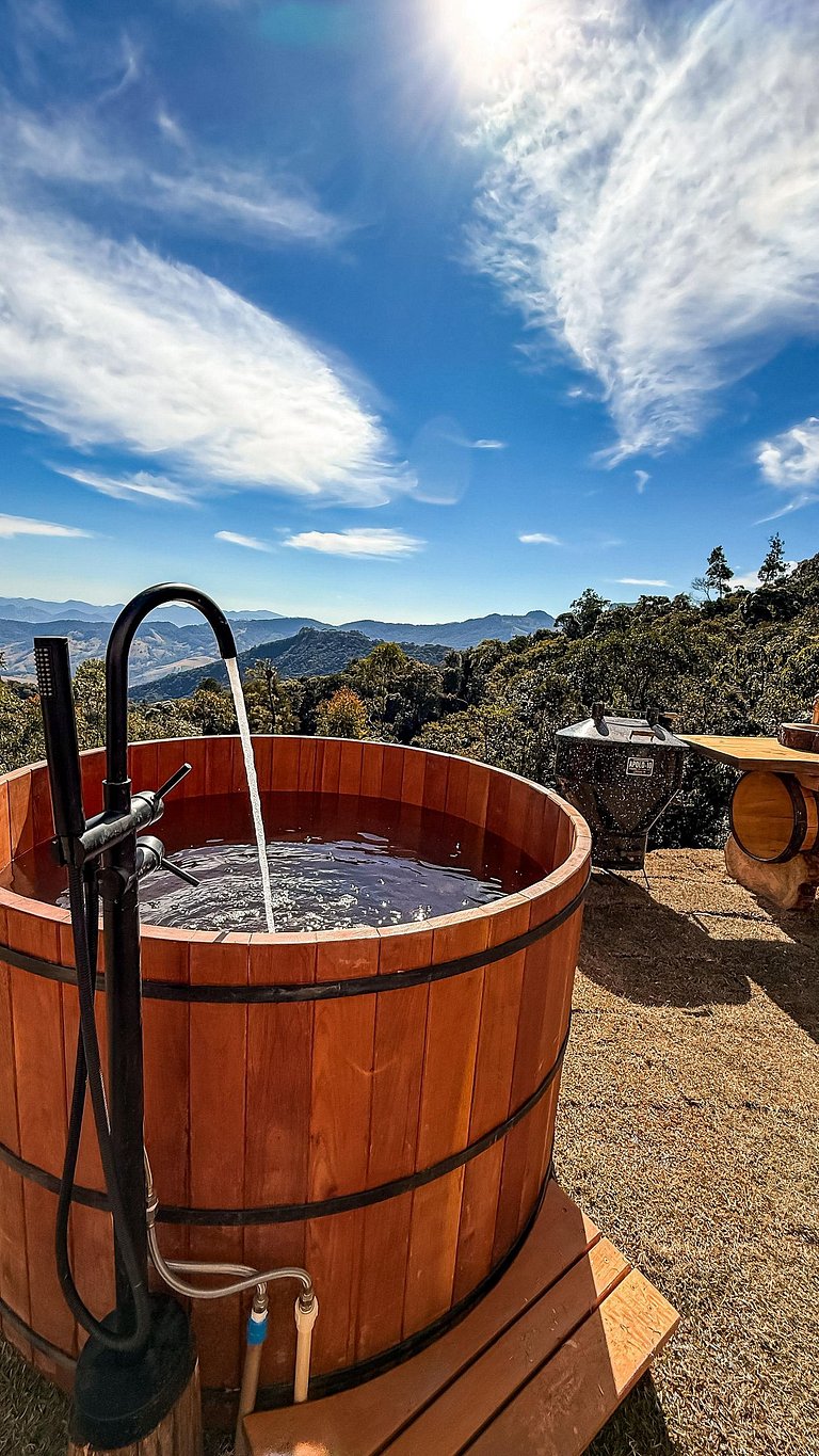 Wagon Cella: faroeste com Spa em Campos