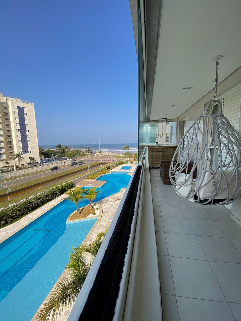 Apartamento de Frente para o Mar em Bertioga