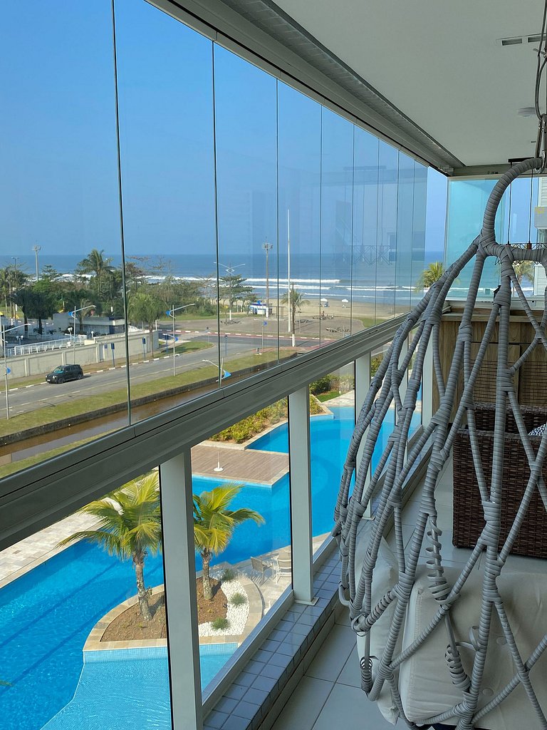 Apartamento de Frente para o Mar em Bertioga