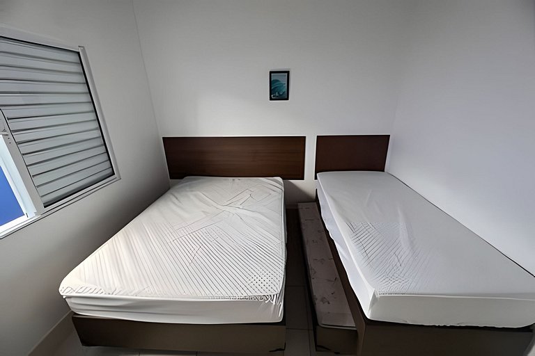 Casa com Piscina em Condomínio Fechado HM176
