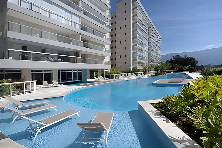 Ap c área gourmet  vista p mar em Bertioga HM36