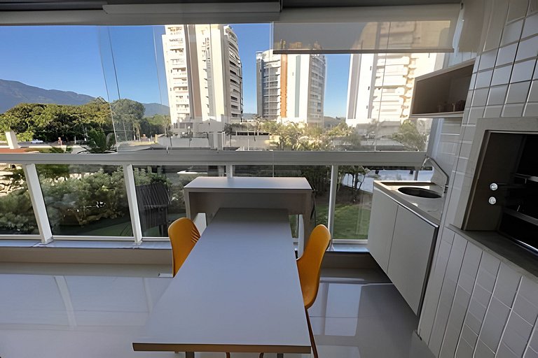 Ap c área gourmet  vista p mar em Bertioga HM36