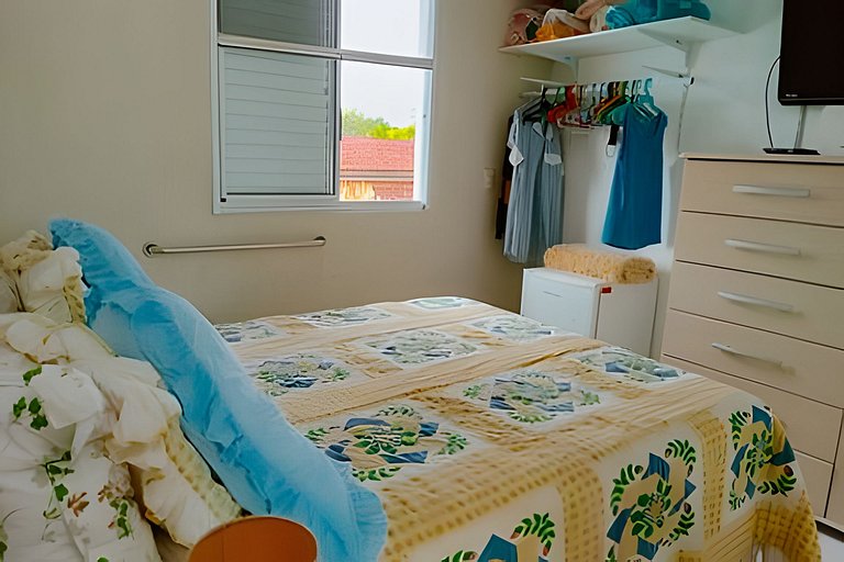 Casa em condomínio com piscina em Bertioga HM178