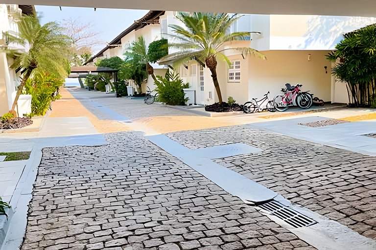 Pé na areia em Maresias: casa em condomínio – HM53