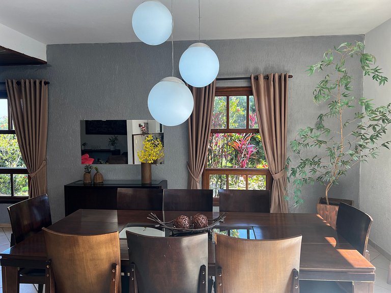 Home 11 I Casa de Campo em Atibaia com Piscina Aquecida e Ca