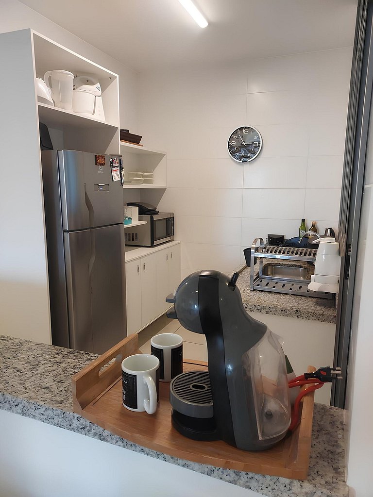 Ap c/ Ar e Vista Mar em Cond. Bertioga H55